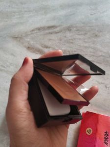 Nyka Compact