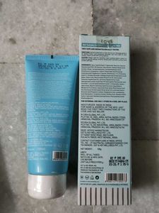 Dot &amp; Key Face Wash