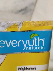 Everyuth Lemon &amp; Cherry Face Wash