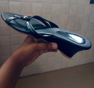 New Heel Sandal For Women