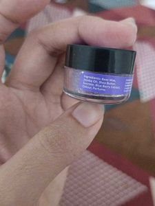 Lip Scrub Berry Flavour