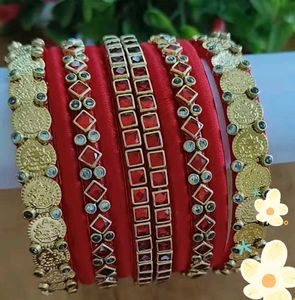 lakshmi kasullu Bangles