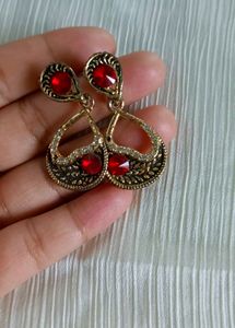 Combo : RED Lipstick+Scrunchie+ Earring