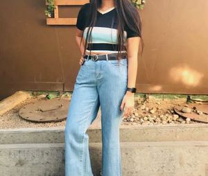 Striped V-Neck Knit Top