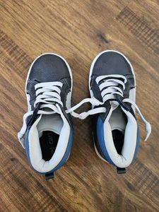 U.S Branded Kid&#39;s Carter&#39;s Sneakers