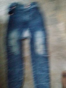 Stylish Distressed Denim Jeans