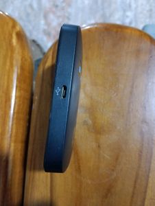 IT IS PORTABLE JIO ROUTER