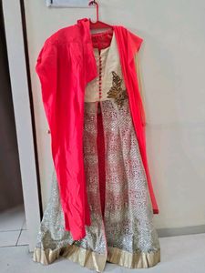 A 4 PIECE SUIT BAJIRAO MASTANI WITH AMAZING ELEGANT HEAVY WORK ON NET FABRIC