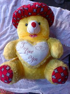 Big teddybear perfect for valentine 💓(toys)