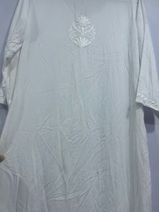 White Chikankari Embroidered Kurta
