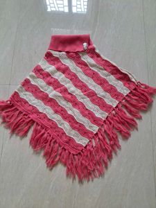pink woollen poncho🌻