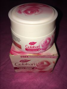 Dabur Gulabari Moisturising Cold Cream