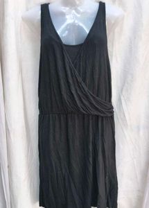 12221. Black Sleeveless Dress