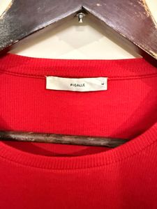 Red side rouched top