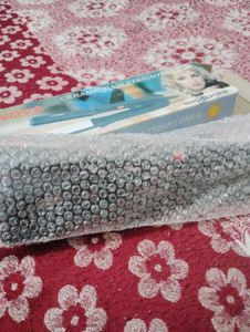 INOVA Hair Straightener