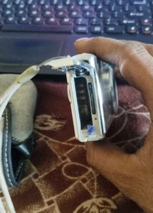 Sony Cybershot - Vintage Digital Camera