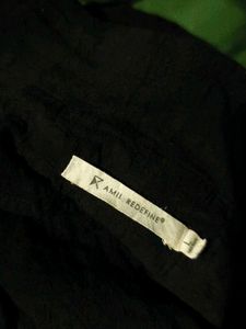 I. BLACK CUTE DRESS