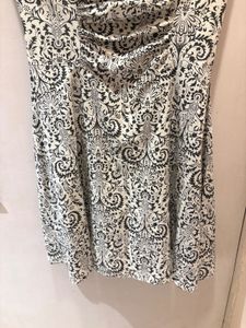 Elegant Strapless Party Dress