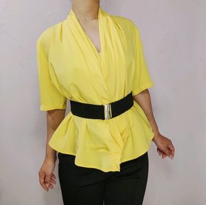 PRICE DROP 🔴Women&#39;s Yellow Top/Blouse
