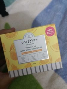 Dot & Key Super Bright Moisturizer