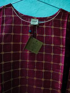 Maroon Kurti