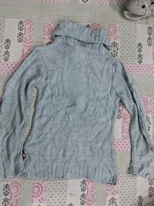 Minnie Mouse Knit Top