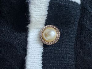 Cute Black &amp; White Cardigan