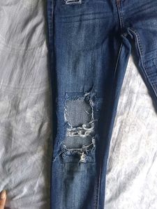 Ripped Denim Jeans 👖🦢✨✨