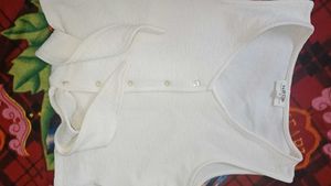 Cute White Sleeveless Top