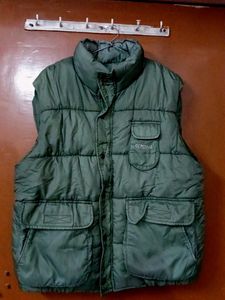 Mens sleeveless Feather Jacket