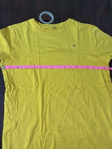 Tommy Hilfiger Yellow T-Shirt Original