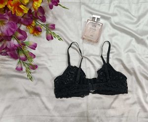 🇳🇿💫💗Elegant Black Lace Bra