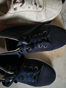 2 Boots