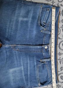 Levis Men 513 Regular Fit Jeans