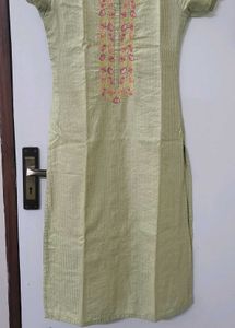 Beautiful 3 Piece Women Suit Set ..❣️