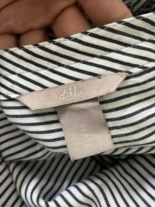 H&amp;M Oversized Striped V-Neck Top