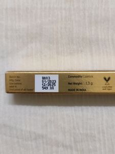 Myglamm Ultimate Matte Lipstick :- Risque
