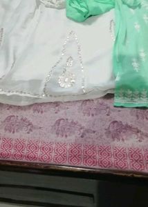 Pakistani Style Kurta Set