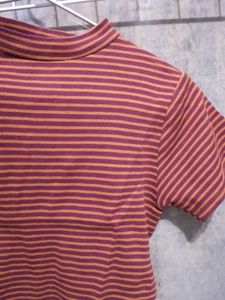 Vintage Style Ribbed Striped T-Shirt – Casual Wear