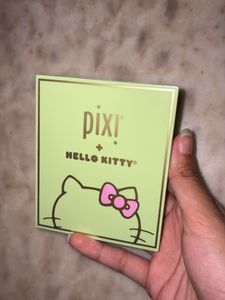 Pixi Hello Kitty Shadow Palette