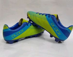 XXUMA Football Shoes Size 7