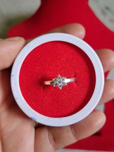 Elegant Flower Ring Pure Silver