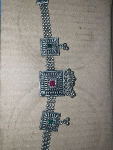 It’s A Oxidised Choker With Earings
