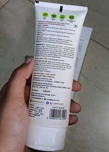 La Pink Face Wash
