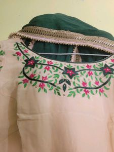 Floral Embroidered punjabi salwar suit