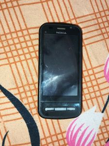 Nokia C6 On Nhi Ho Rha