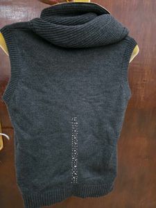 gray half sweater