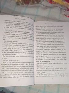 I Am Selling a Book Published by lancali
