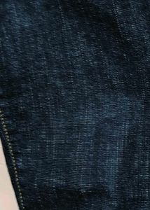 LEVIS Dark Blue Jeans