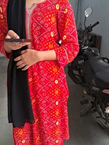 Red Kurta